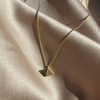Collar Vermeil con personalidad dividida