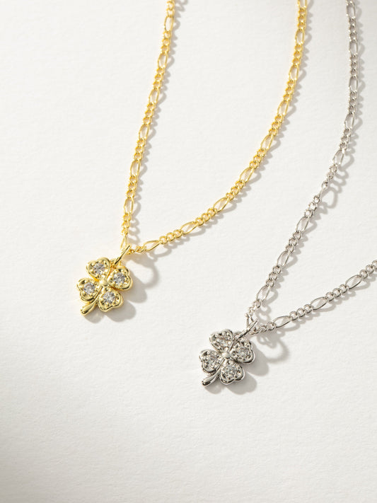 Collar de trébol de cuatro hojas