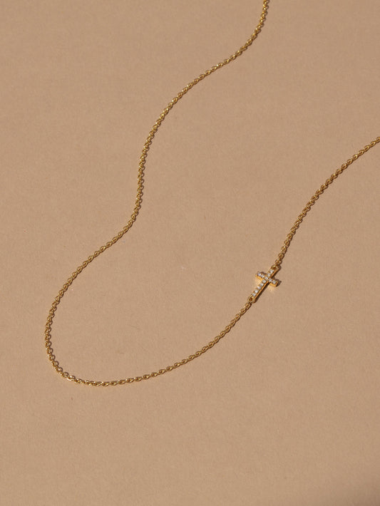 Collar de vermeil con cruz lateral
