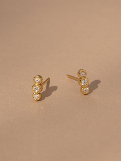 Ohrstecker aus Vermeil mit drei Diamanten