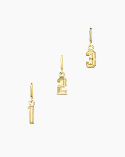 Charm Parker con números universitarios