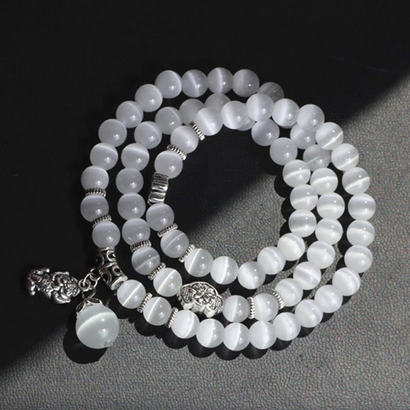 Pulsera triple vuelta con soporte PiXiu de ojo de gato y piedras de Buda