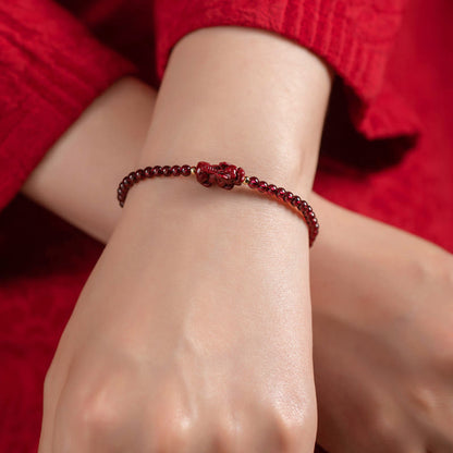 Buddha-Steine ​​Granat Zinnober PiXiu Blessing Calm String Armband 