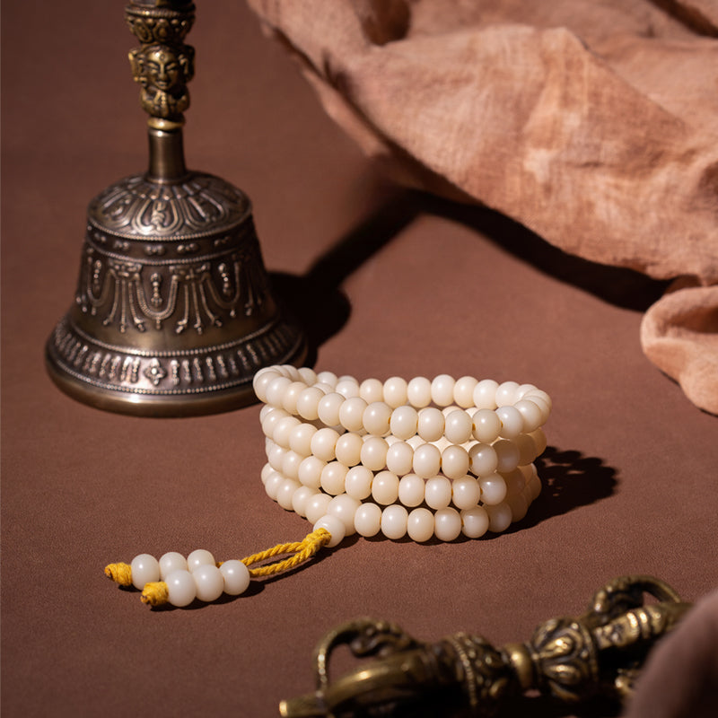 7,5 mm * 10 mm weiße Jade Bodhi 108 Perlen Mala Gebetsperlen
