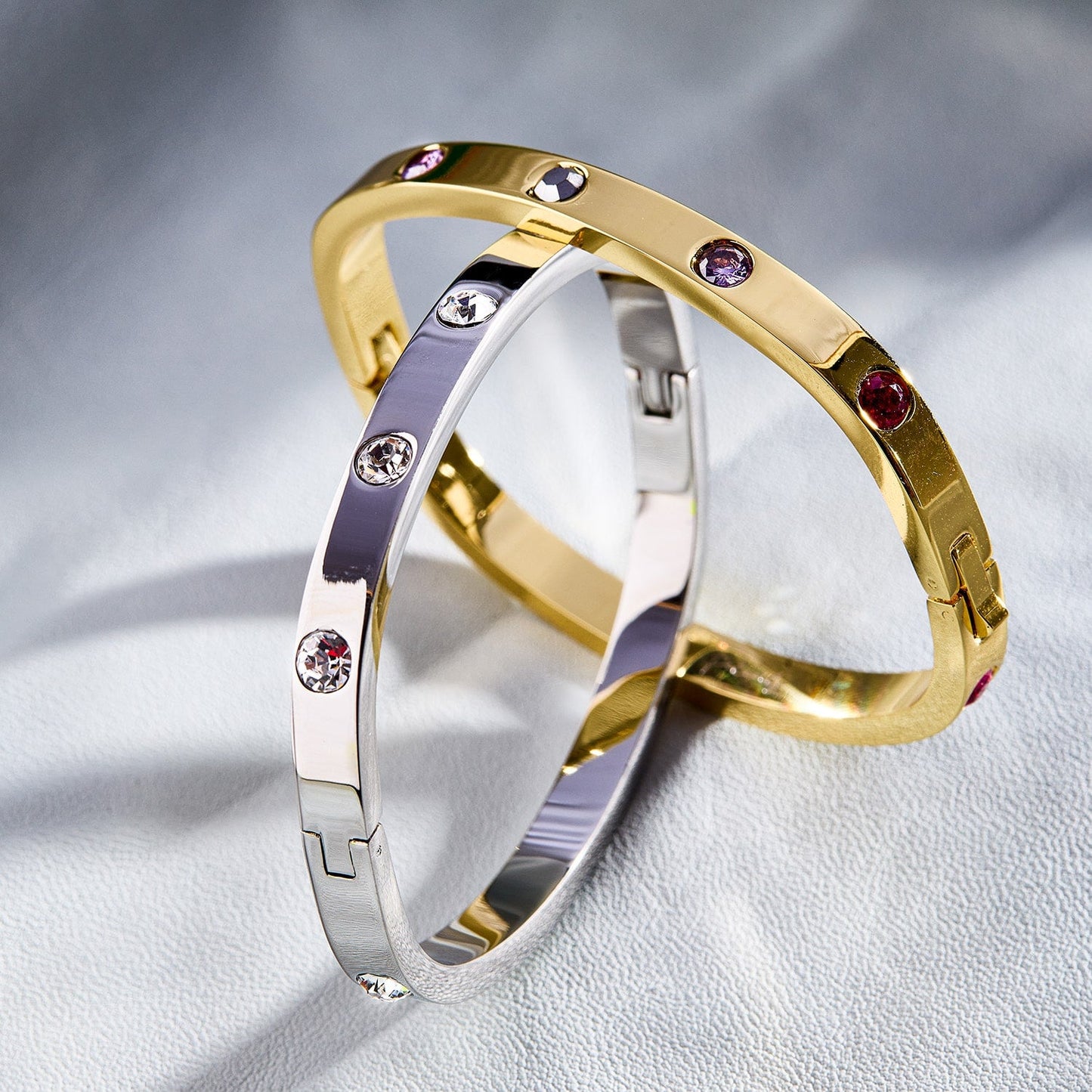 Brazalete con bisagra Stone Station