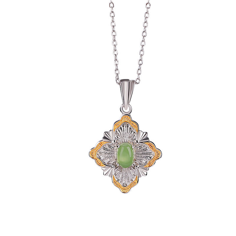 Collar con colgante de jade cian hetiano bañado en oro y piedras de Buda en plata de ley 925 con diseño de rombos para la buena suerte y la curación.