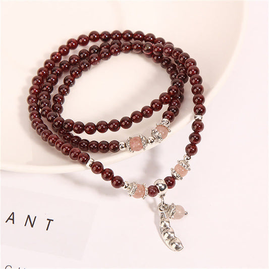 Buddha Stones Natürlicher Granat Erdbeerquarz Grüne Bohnen PiXiu Schutz Dreifach-Wickelarmband 