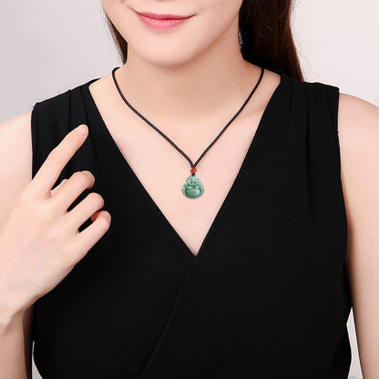 Collar con colgante de hilo de jade cian y piedras de Buda sonriente