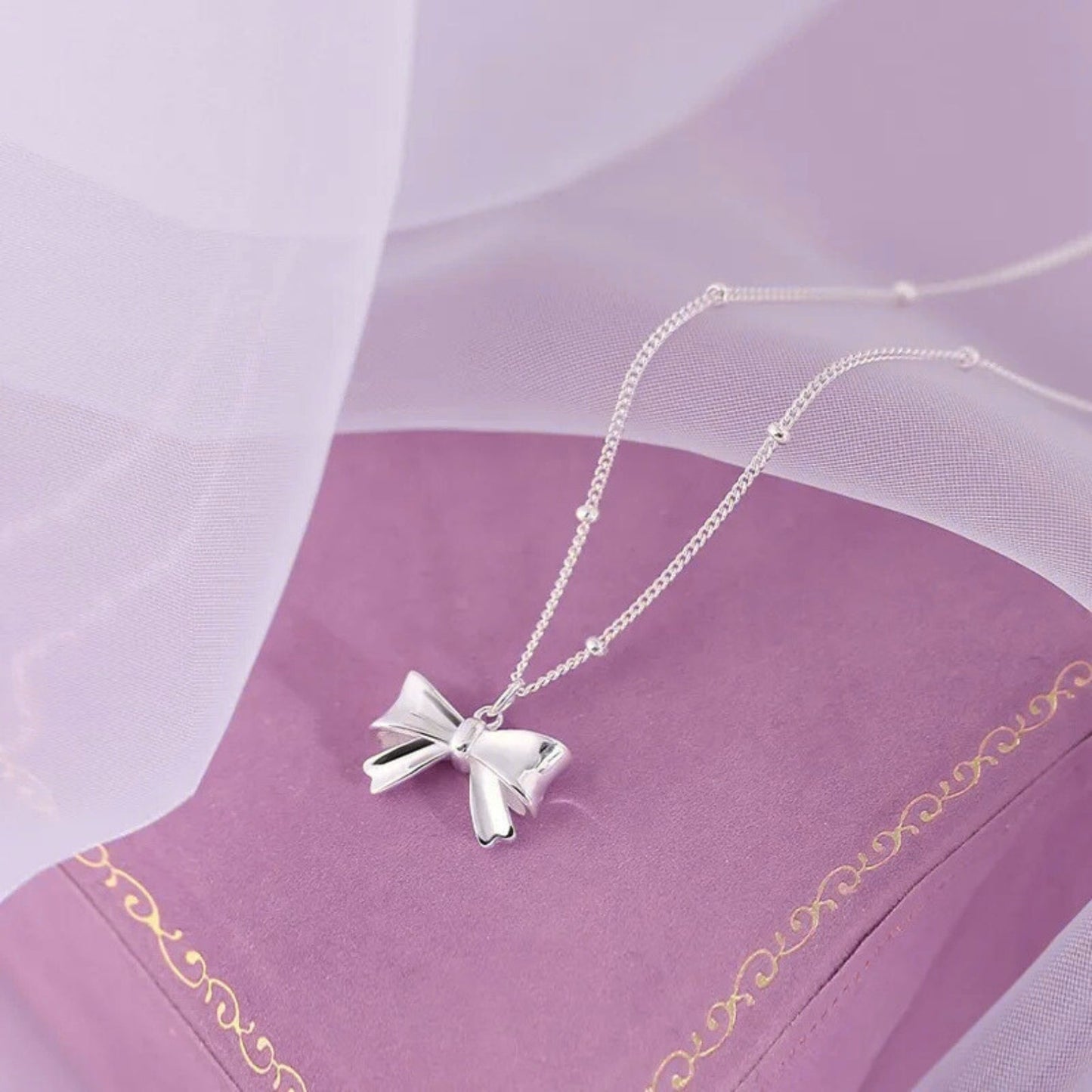 Charming Ribbon Bow Pendant Necklace