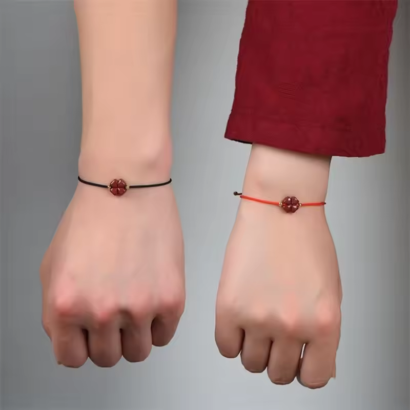 Lucky Cinnabar Clover Rope Bracelet