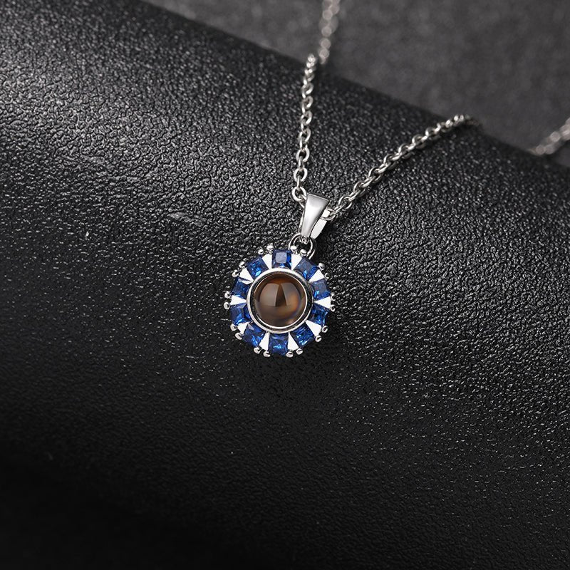 Collar personalizado con foto oculta y brillo celestial 