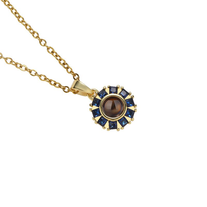 Collar personalizado con foto oculta y brillo celestial 