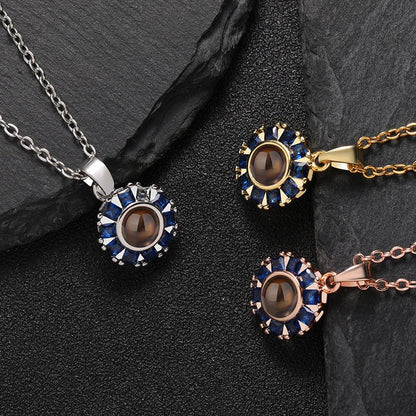 Collar personalizado con foto oculta y brillo celestial 