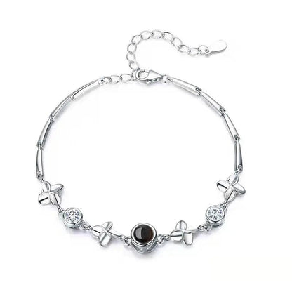 Pulsera personalizada con foto oculta de trébol de cuatro hojas y circonita