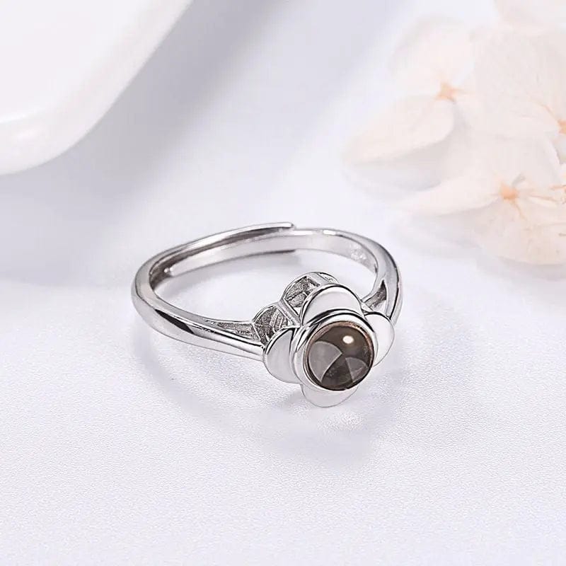 Anillo de flores de cuatro pétalos con proyección de fotos personalizada 