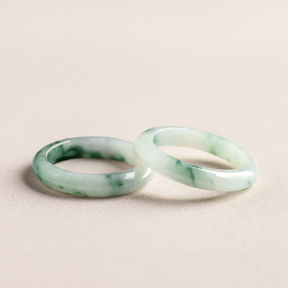 Anillo de jade verde natural con piedras de Buda para la suerte y la abundancia