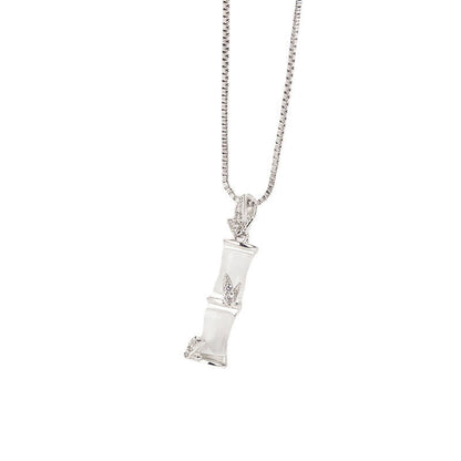 Collar con colgante de armonía con diseño de bambú y calcedonia de piedras de Buda