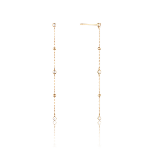 Goldfarbene Satelliten-Ohrstecker im Diamant-Stil