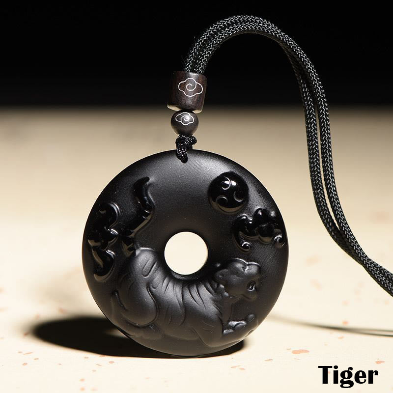 Collar con colgante de obsidiana negra natural con piedras de Buda y hebilla de fuerza del zodiaco chino