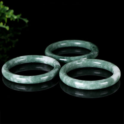 Buddha Stones Armreif aus natürlicher Jade mit Glücksbringer 