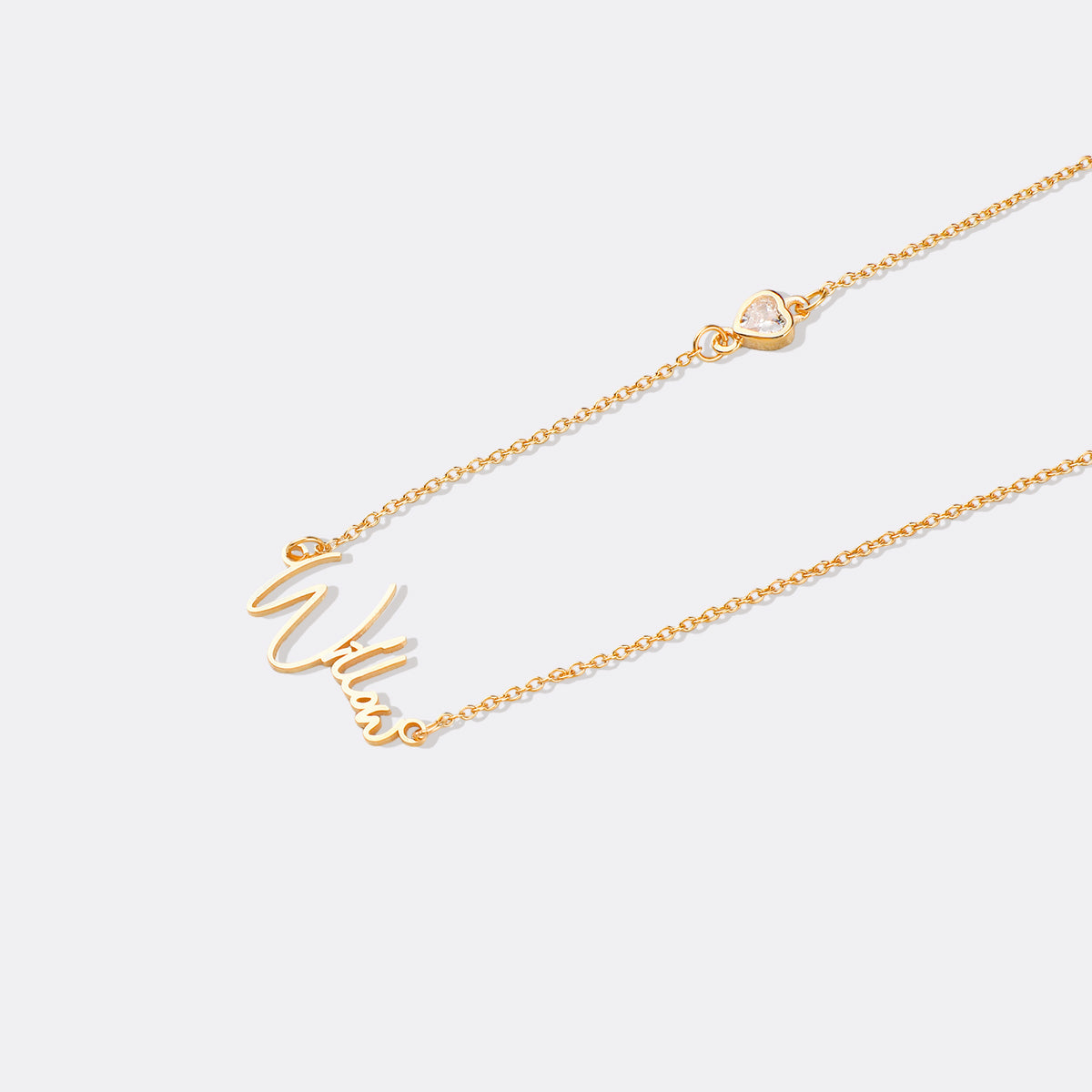 Moderne Namenskette mit Herz-Diamant-Akzent