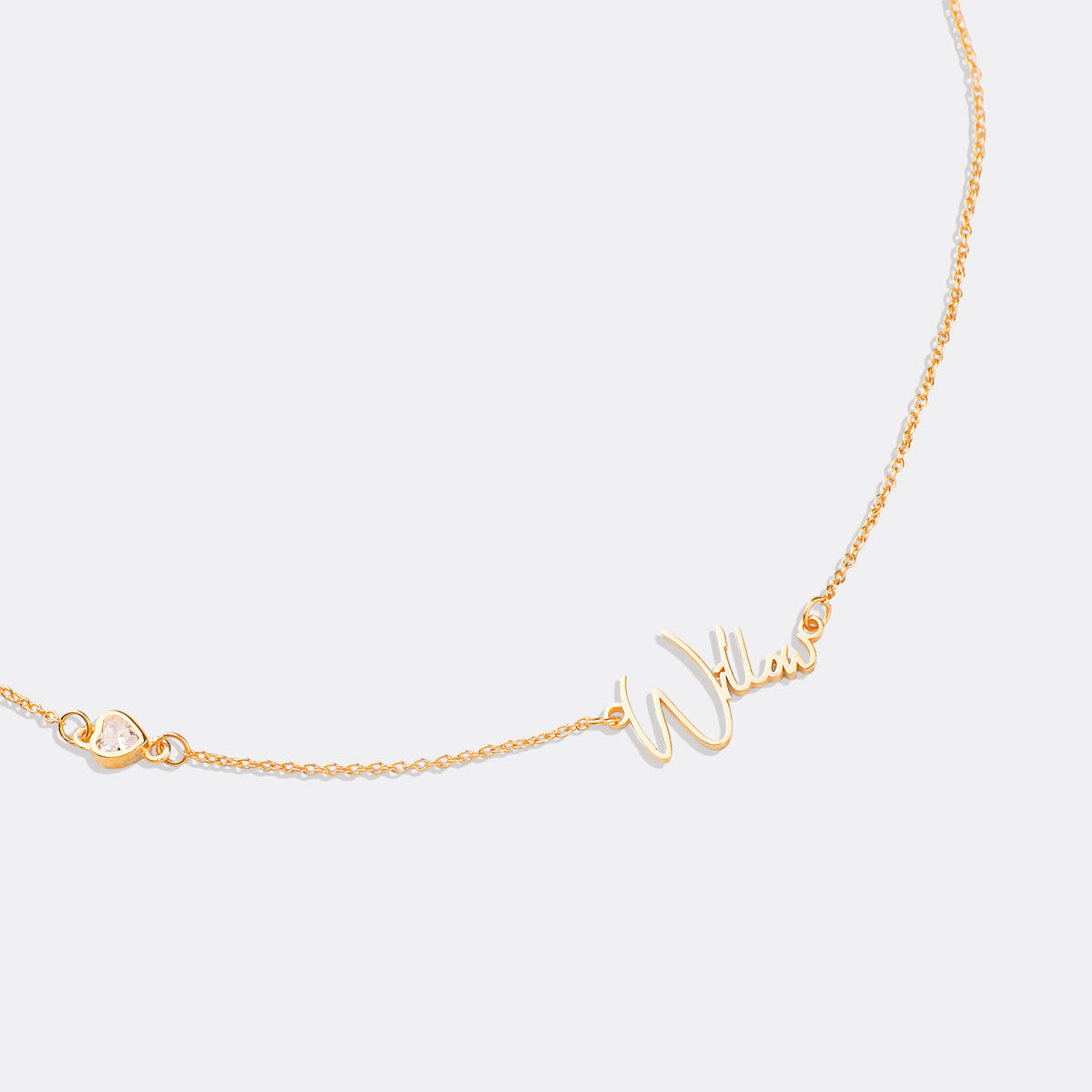 Moderne Namenskette mit Herz-Diamant-Akzent