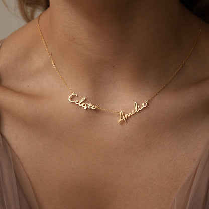 Collar con varios nombres de Nella