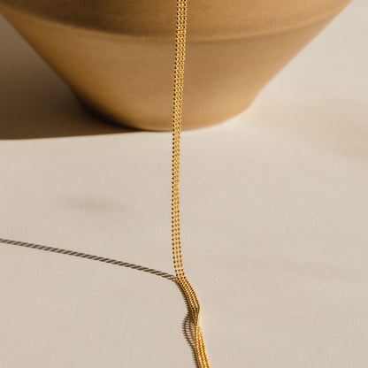 Collar de cuentas de tres capas 
