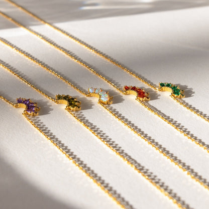 Collar con piedra de nacimiento de marquesa 