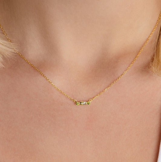 Collar con piedra de nacimiento morse inicial