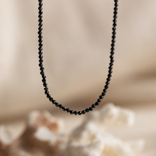 Collar de cuentas Black Abyss 