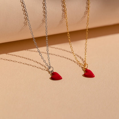 Collar de corazón rojo pequeño