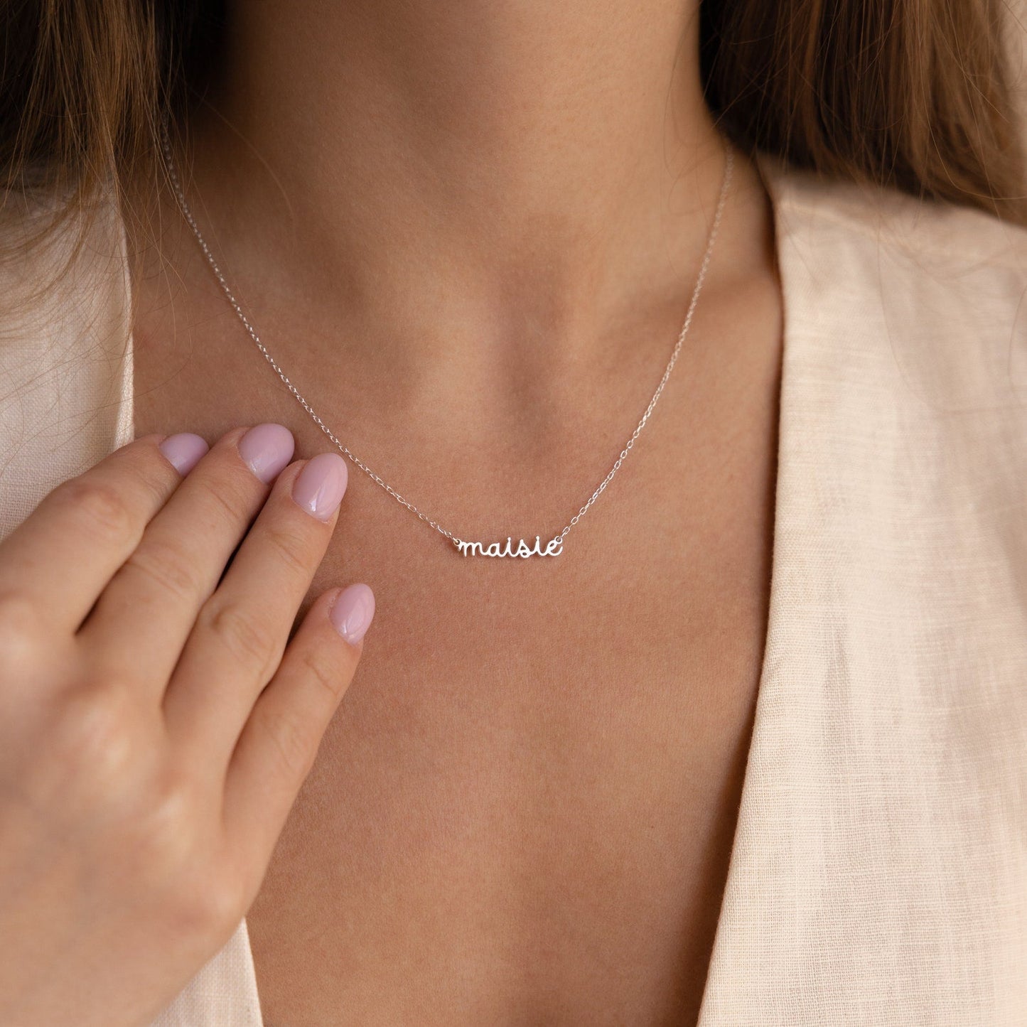 Collar con nombre de Tiny Dream 
