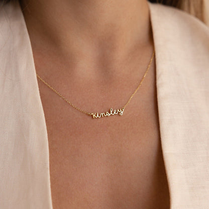 Collar con nombre de Tiny Dream 