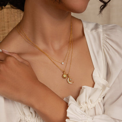 Collar de sol de ópalo 