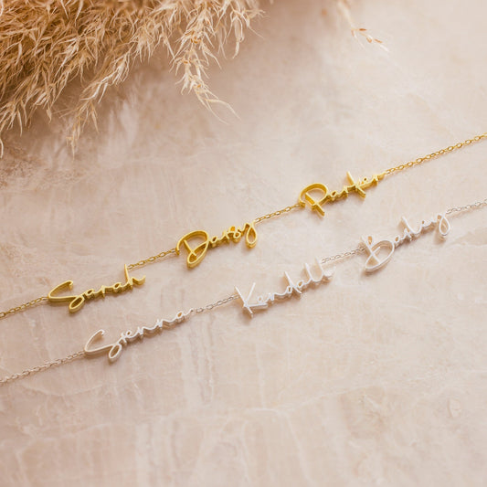 Collar pequeño de verano con varios nombres