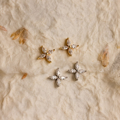 Pendientes de flor de diamante marquesa