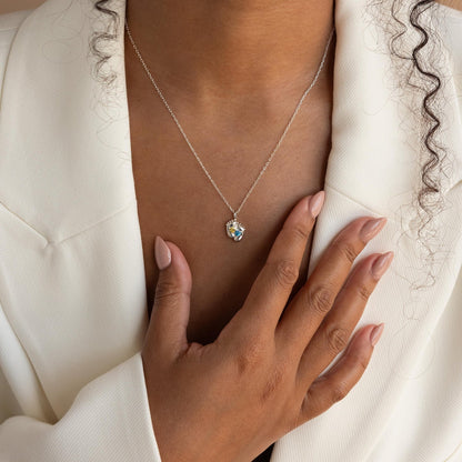 Collar con piedra de nacimiento y huella