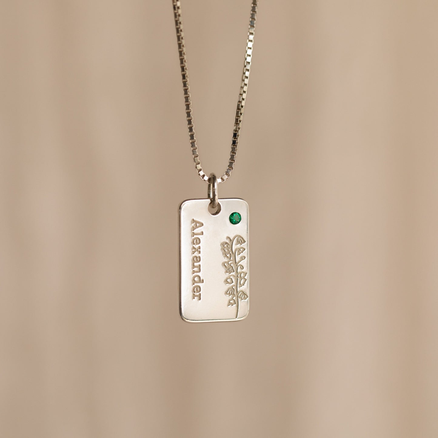 Collar con nombre floral y piedra de nacimiento