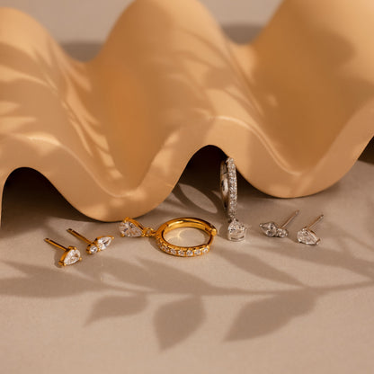 Juego de pendientes colgantes de diamantes