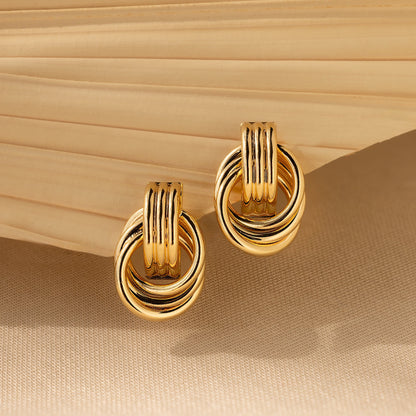 Pendientes de triple nudo 