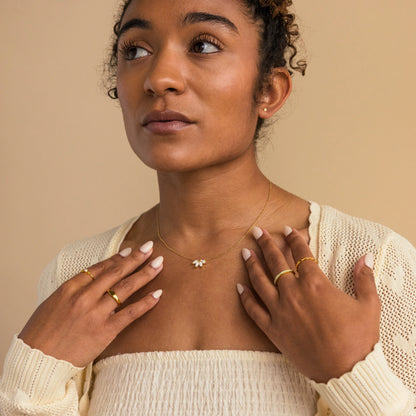 Collar marquesa de ópalo blanco