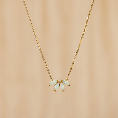 Collar marquesa de ópalo blanco