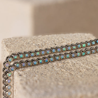 Collar de tenis con bisel de ópalo