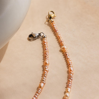 Collar de perlas ruborizadas