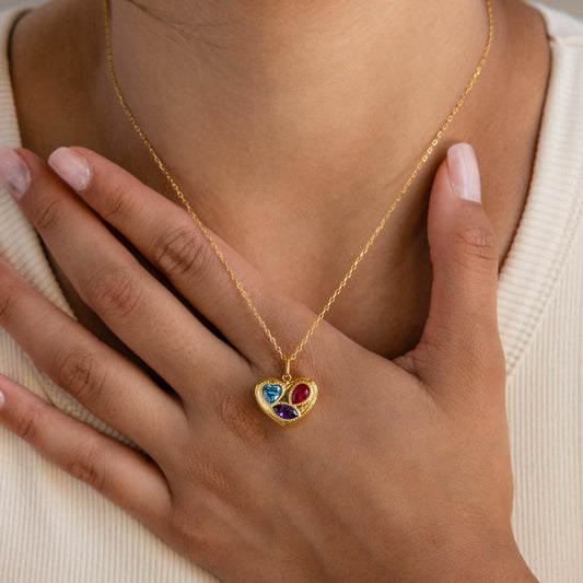 Collar de corazón con piedras de nacimiento mixtas 