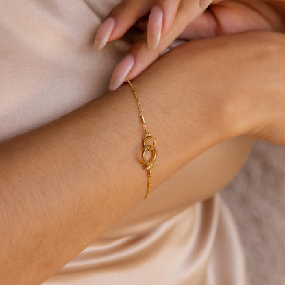 Hinged Circle Charm Bracelet