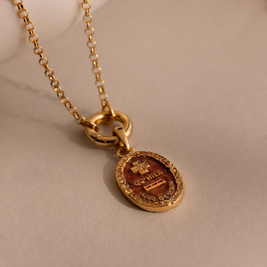 Collar colgante con poema de amor