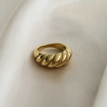 Halbmondring 