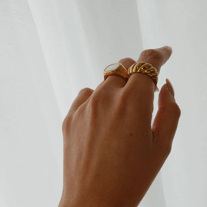 Halbmondring 
